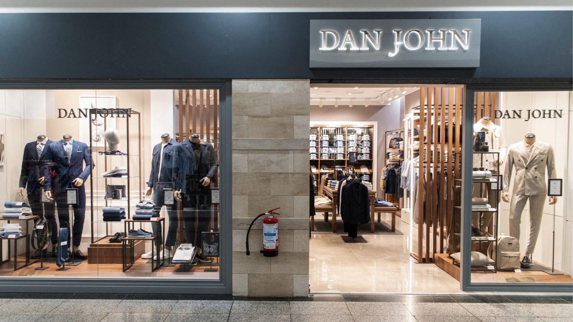 CC-PORTA-NUOVA_NEGOZIO_SITO-WEB_COPERTINA_DAN-JOHN- 2000X1330px